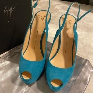 Giuseppe Zanotti platform peep toe pumps